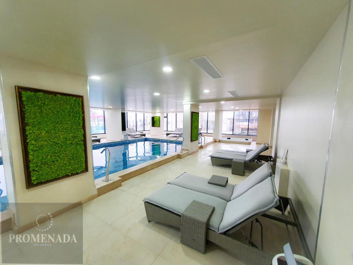 Coral Aparthotel Pool & Spa Mamaia Nord Navodari Exterior photo