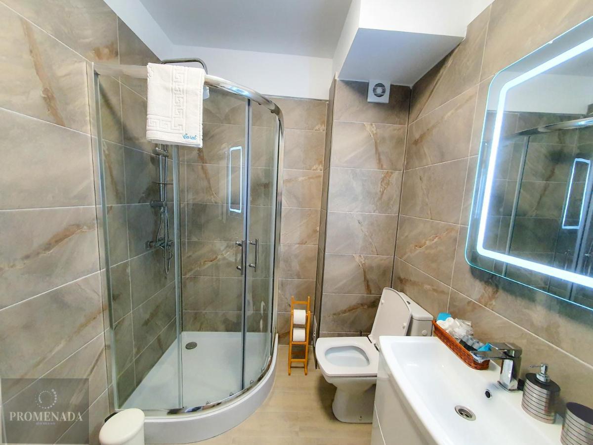 Coral Aparthotel Pool & Spa Mamaia Nord Navodari Exterior photo