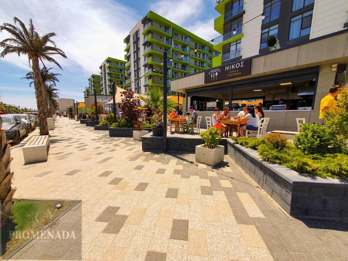 Coral Aparthotel Pool & Spa Mamaia Nord Navodari Exterior photo