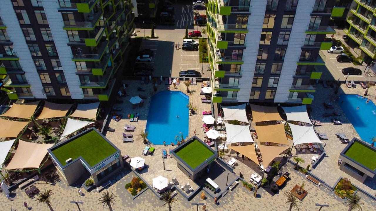 Coral Aparthotel Pool & Spa Mamaia Nord Navodari Exterior photo