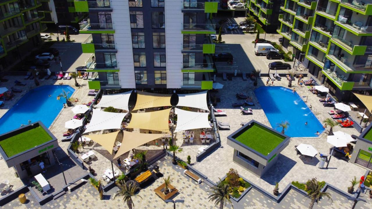 Coral Aparthotel Pool & Spa Mamaia Nord Navodari Exterior photo